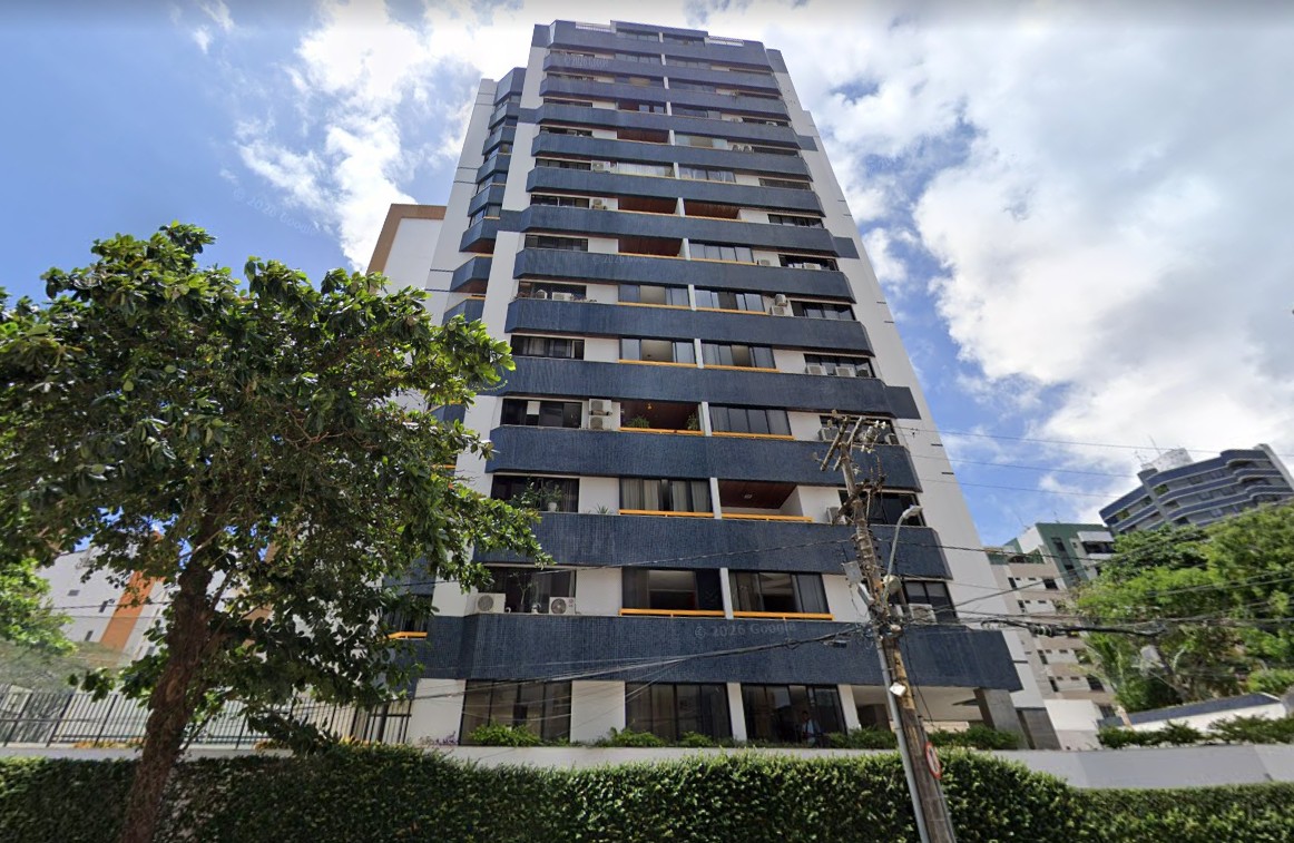 Apartamento oportunidade Caminho das Árvores 3/4 , sendo uma suíte, sala ampla , duas varandas, duas vagas